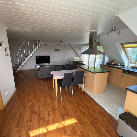 Moderne Maisonette-Wohnung Am Karpfenteich; Modern Apartment With View Of The Carp Pond Barmstedt Εξωτερικό φωτογραφία