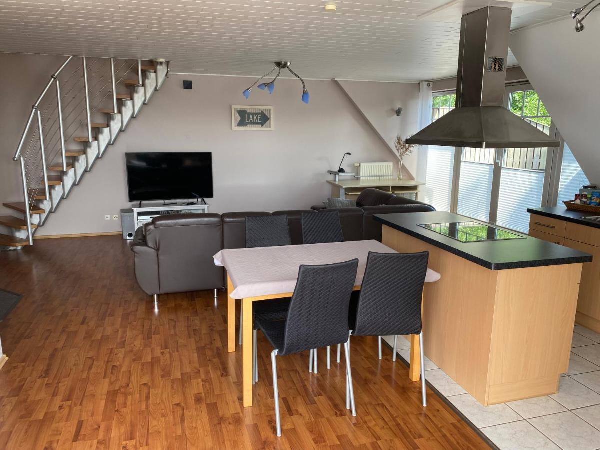 Moderne Maisonette-Wohnung Am Karpfenteich; Modern Apartment With View Of The Carp Pond Barmstedt Εξωτερικό φωτογραφία